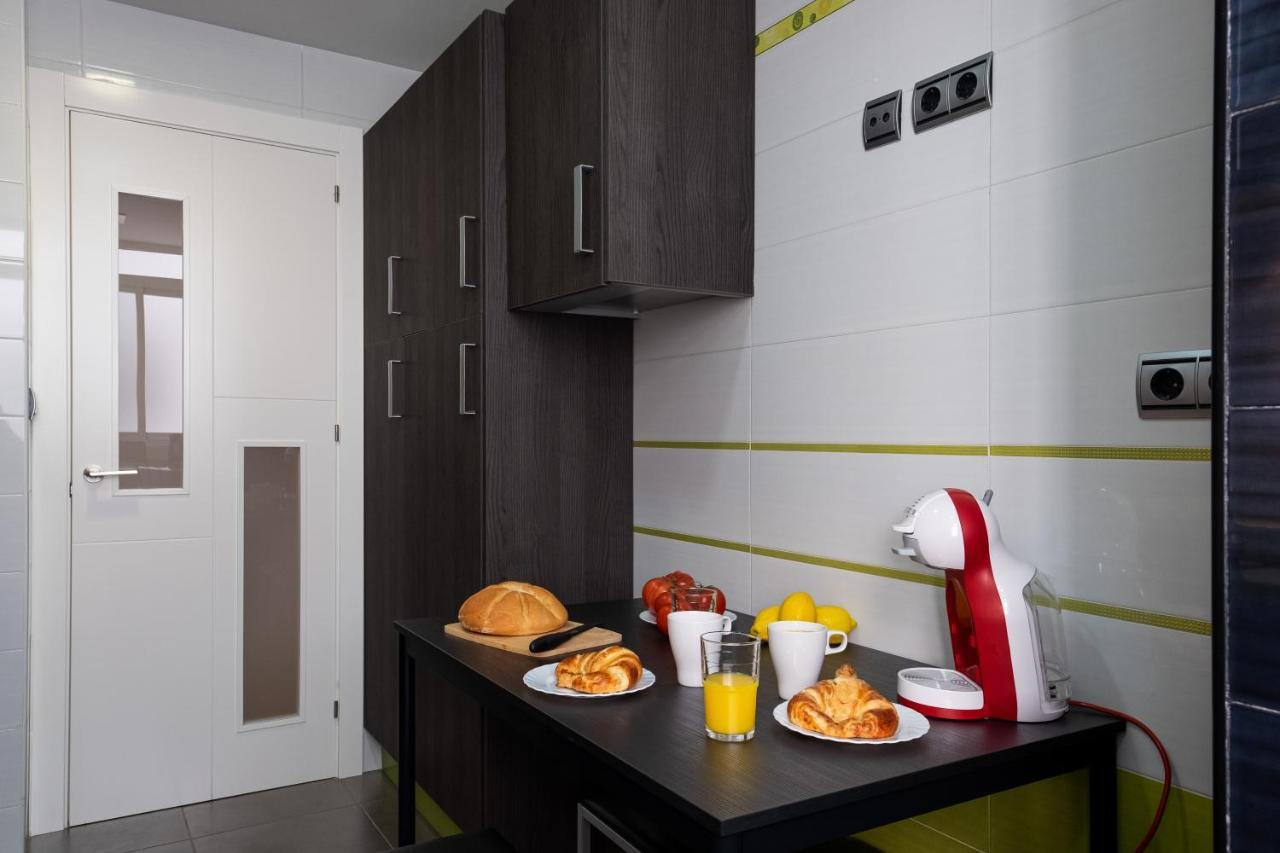 Hh Victoria Luxury Apartment Malaga Bagian luar foto