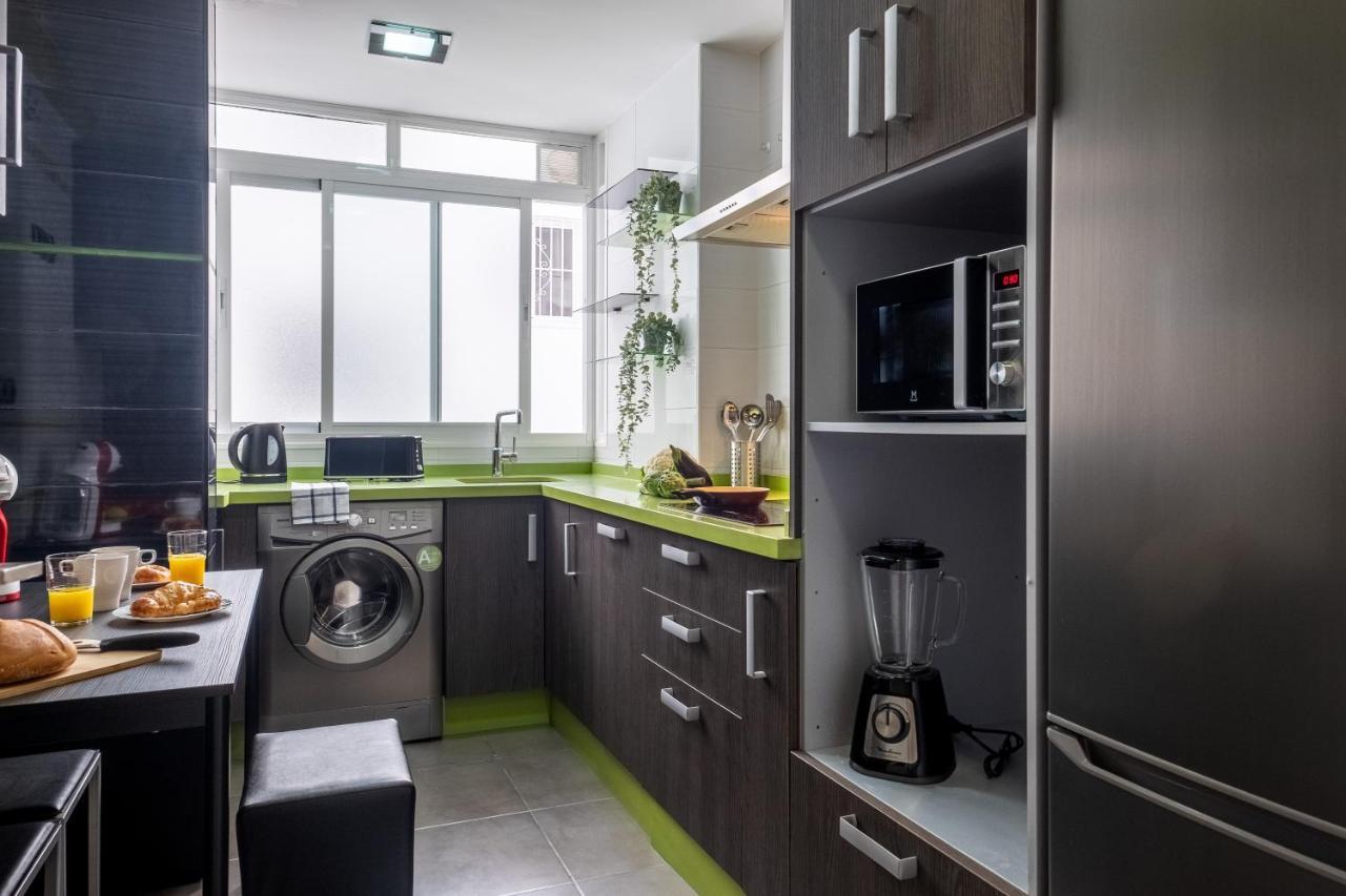 Hh Victoria Luxury Apartment Malaga Bagian luar foto