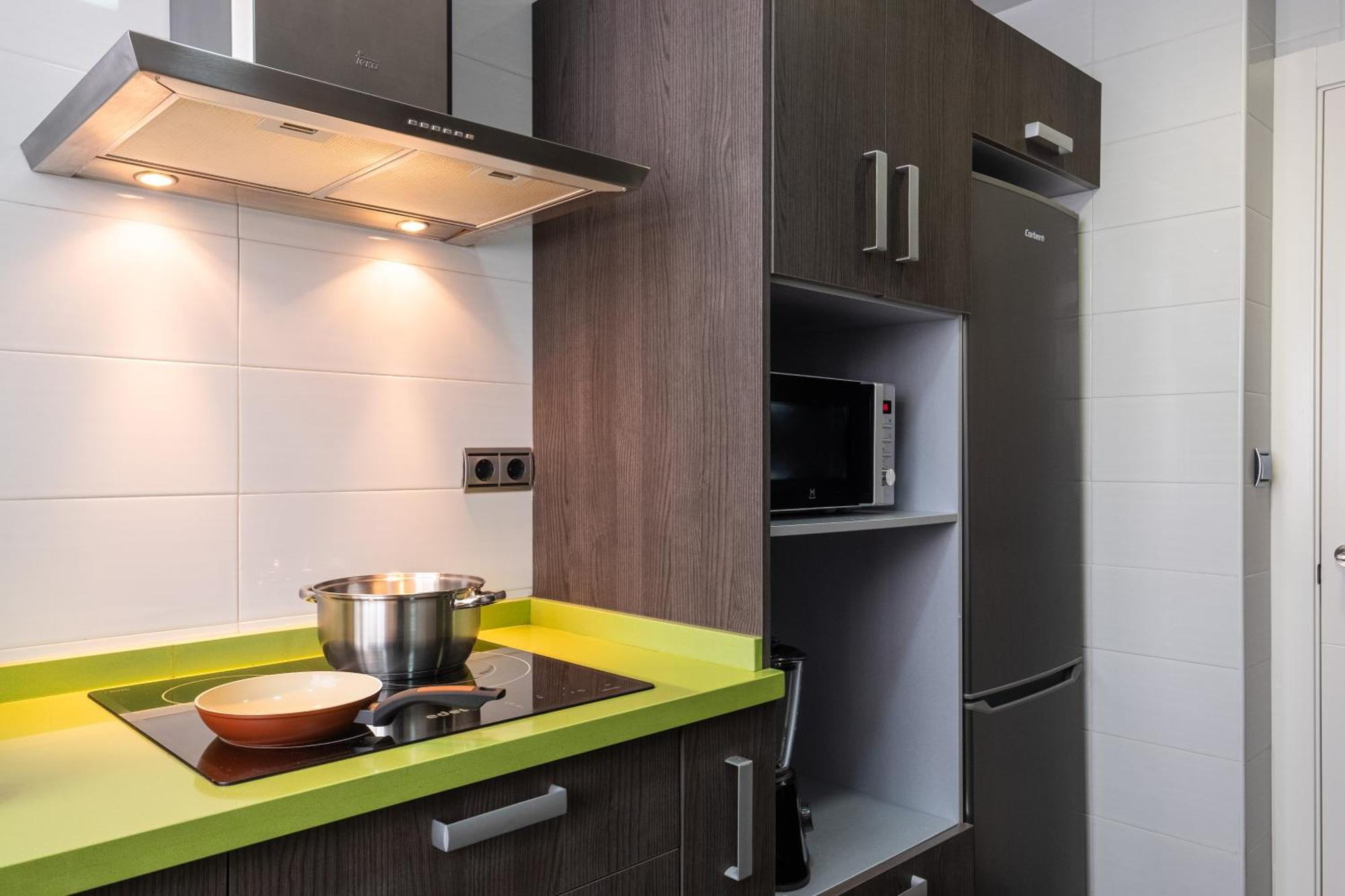 Hh Victoria Luxury Apartment Malaga Bagian luar foto
